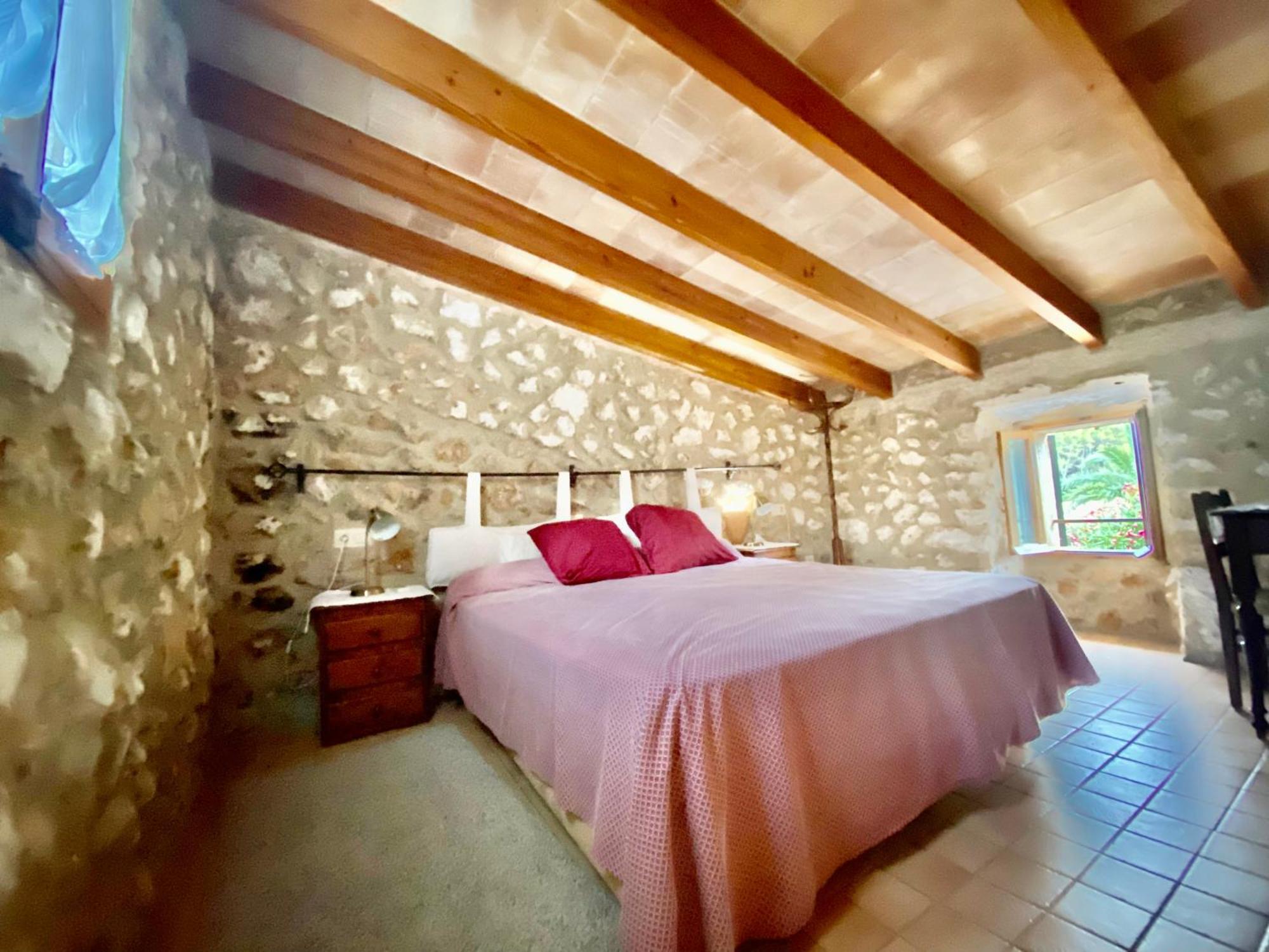 Puerto De Pollensa Villas And Apartments, With Private Mountain Ideal For Runners, Trailers,Near Puerto Pollensa Beach Approximately 5 Minutes Walking, Unique Experience In A Ullal Old Typical Mallorca House With Private Mountain And Near To The Beac Экстерьер фото