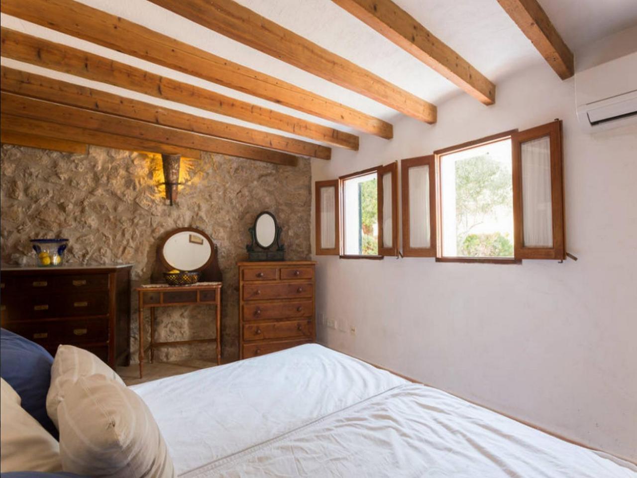Puerto De Pollensa Villas And Apartments, With Private Mountain Ideal For Runners, Trailers,Near Puerto Pollensa Beach Approximately 5 Minutes Walking, Unique Experience In A Ullal Old Typical Mallorca House With Private Mountain And Near To The Beac Экстерьер фото